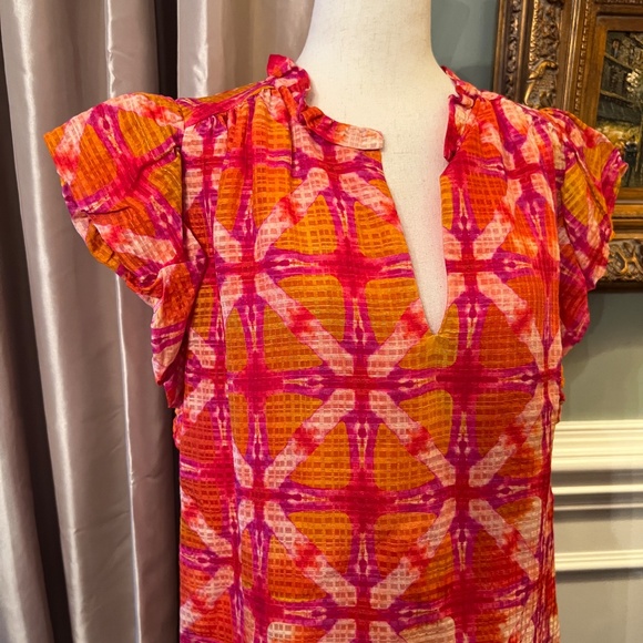 EUC Marie Oliver Maison Ruffled Split Neck Top Blouse Shirt in Guava Size MEDIUM - Picture 4 of 4